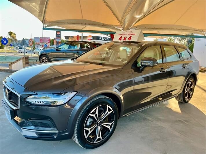 VOLVO V90 Cross Country 2.0 B4 D Core AWD Auto